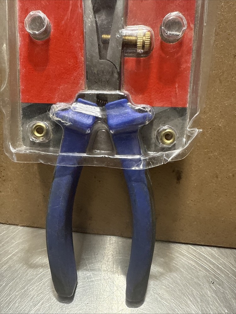 KD 61075 Wire Stripper