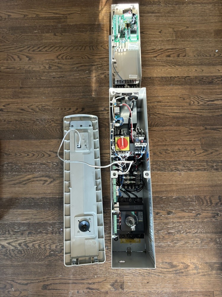 Yaskawa CIMR-ZU4A0027FAA VFD