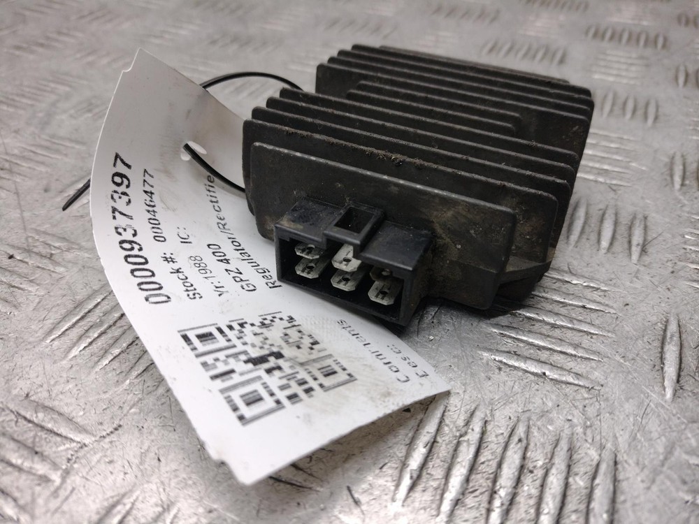 1988 KAWASAKI GPZ 400 RECTIFIER REGULATOR