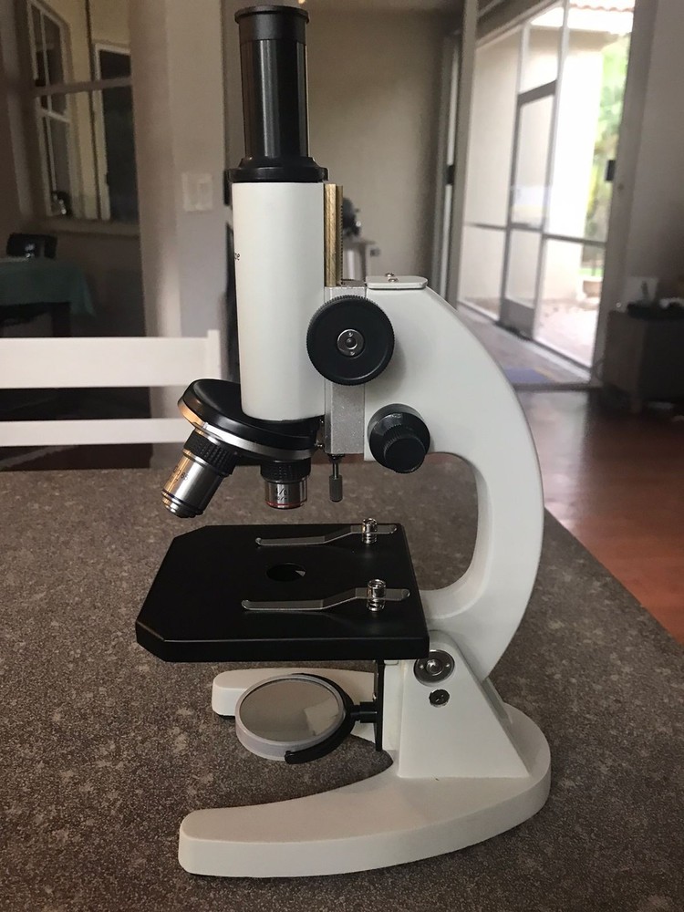 AmScope Microscope
