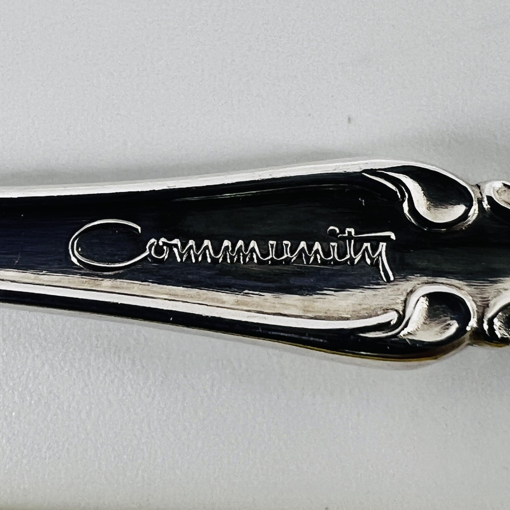 4 Tablespoons Soup Spoon Oneida Community Silverplate Silverware MODERN BAROQUE