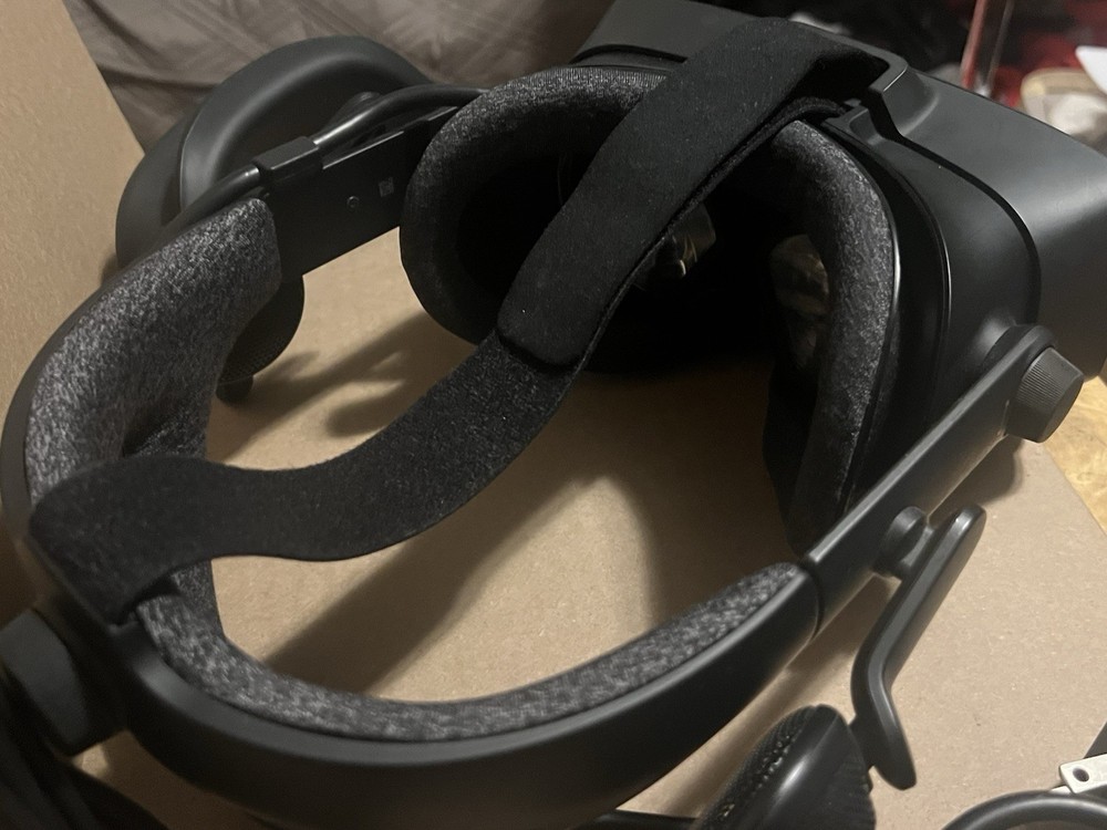 VALVE INDEX VR Virtual Reality Headset ONLY /w Cables - Tested
