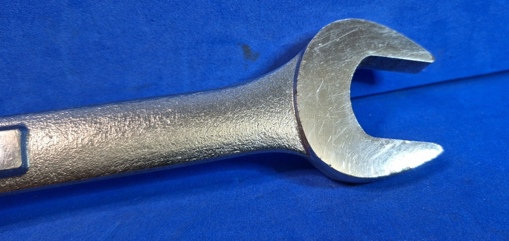Craftsman 44705 1" Combination Wrench