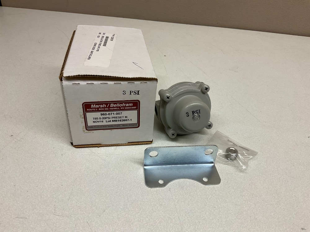 NEW Marsh Bellofram 960-071-007 Regulator Type 65 Fixed @ 3psi
