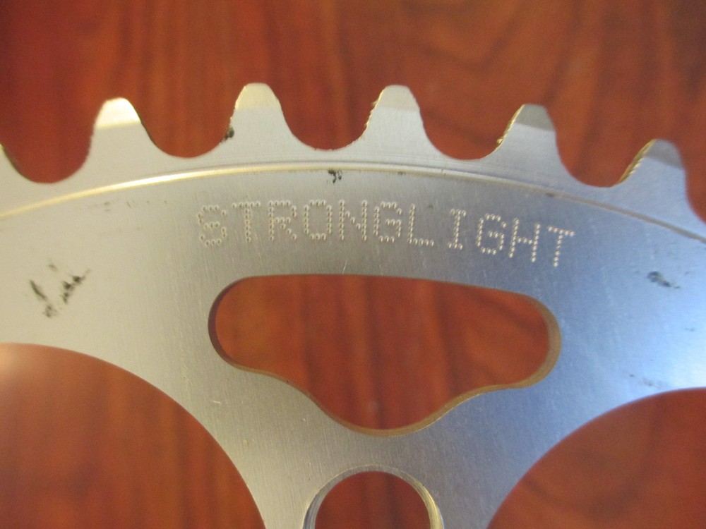 STRONGLIGHT 5 BOLT135 BCD 52T CHAIN RING