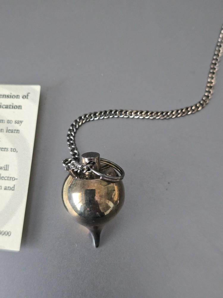 Kheops Dowsing Pendulum Metal Pendulum w/ Pentacle Charm Box
