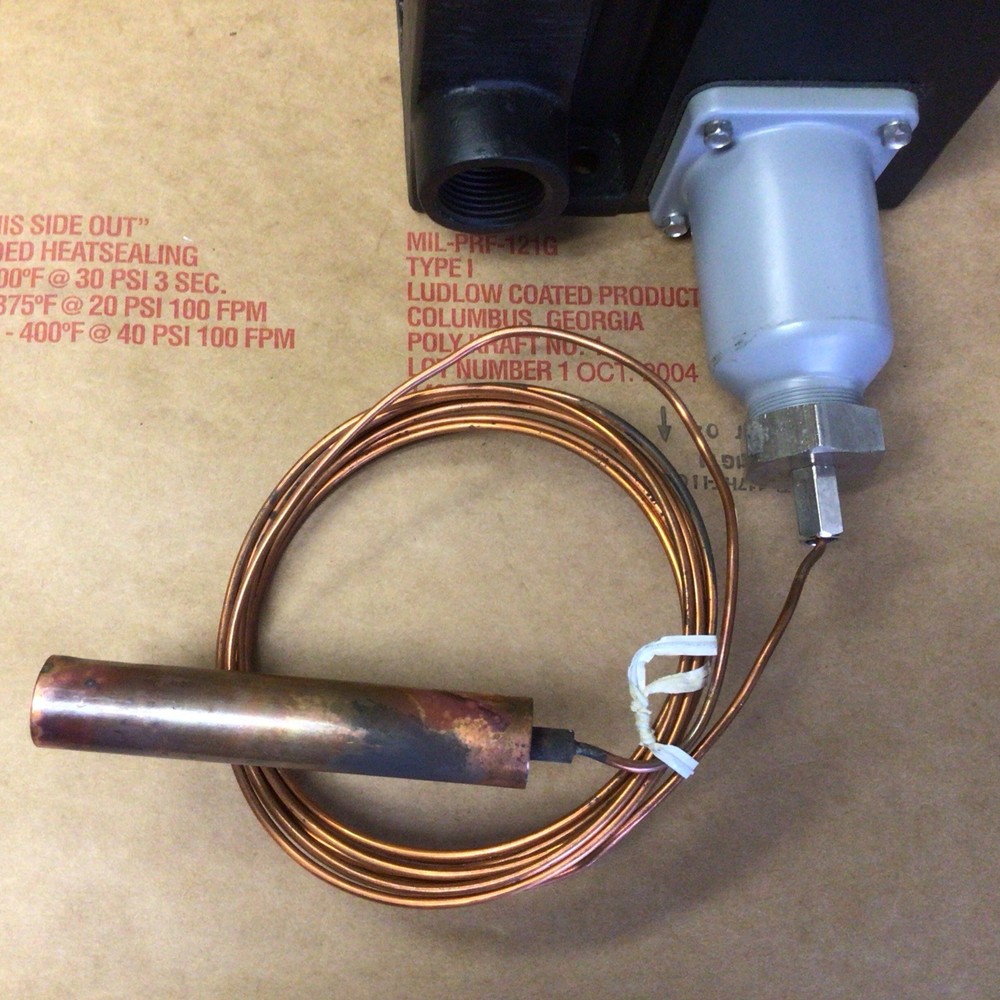 United Electric Controls Pressure Switch TYPE NF9 MODEL 20022