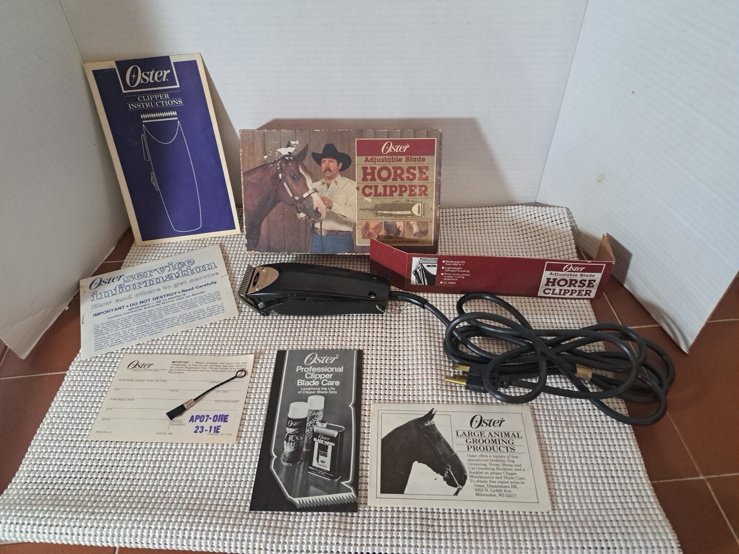 Vintage Oster Electromatic Model 23 Horse Animal Clippers w/Original Box Works