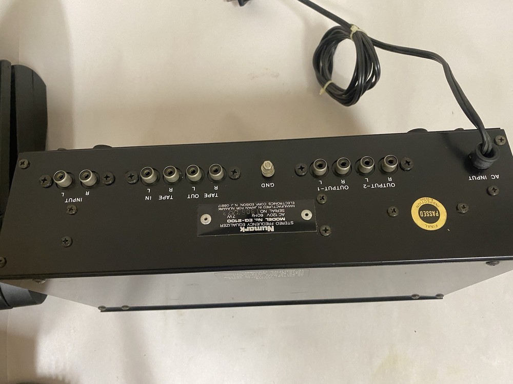 Vintage Numark EQ2100 6-Band Stereo Frequency Equalizer Works