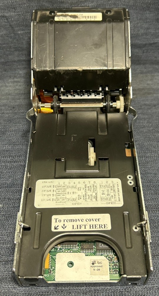 CASH CODE BILL ACCEPTOR VALIDATOR AMZ-USA-1100-UNV 12VDC 2.2A