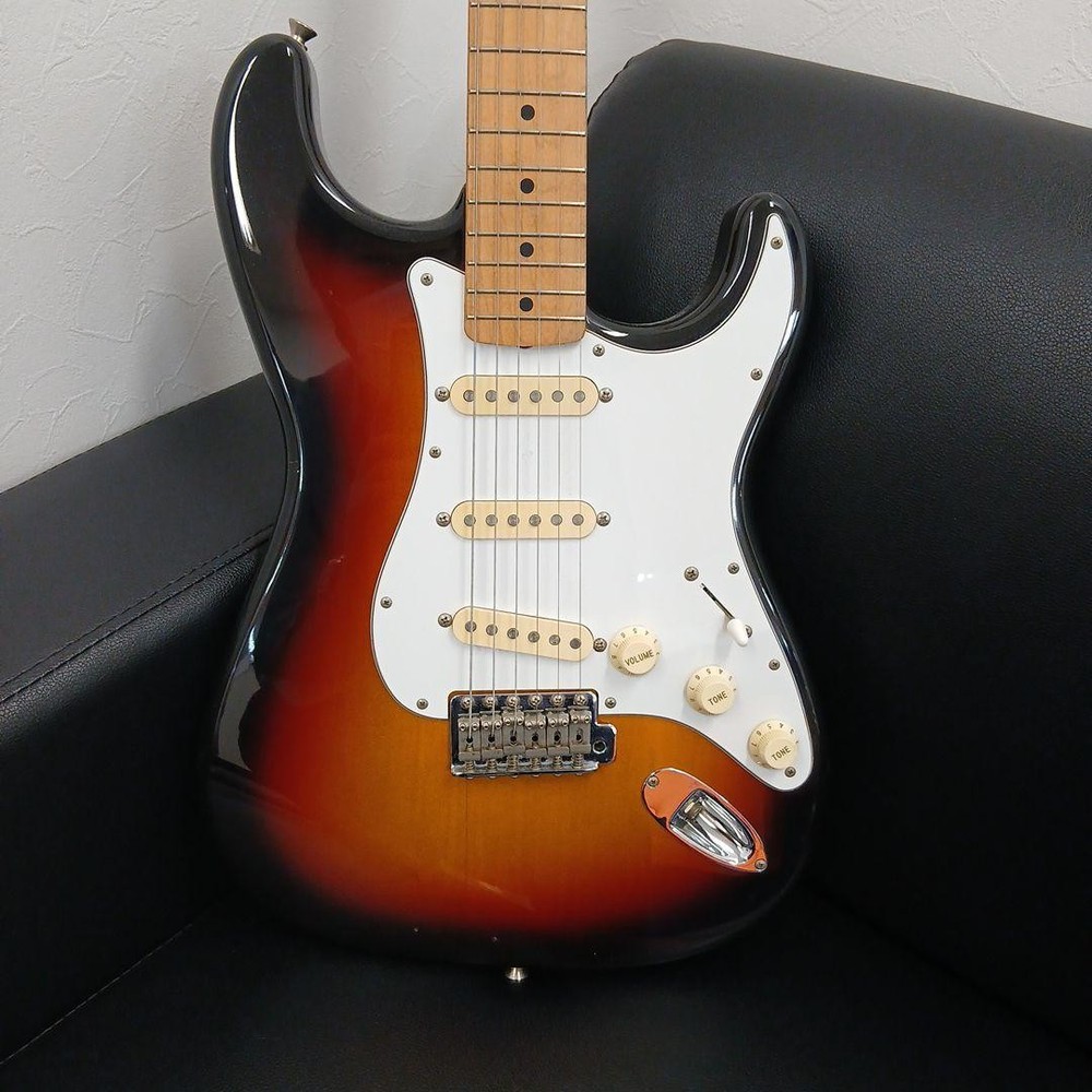 Fender Japan Stratocaster