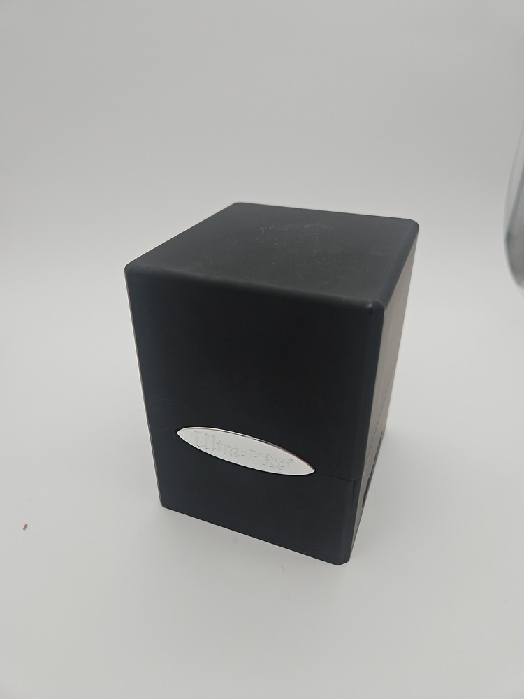 Ultra Pro E-15585 Satin Cube Deck Box-Jet Black