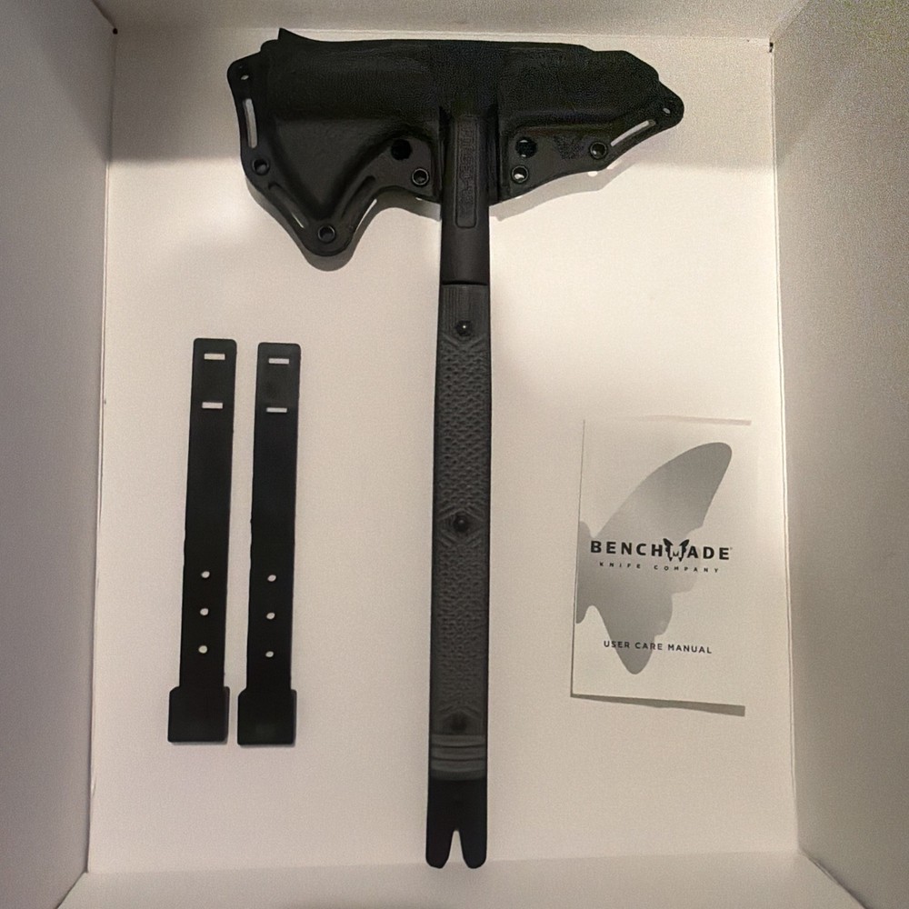 BENCHMADE TACTICAL TOMAHAWK MODEL 172BKF NEW WITH PACKAGING