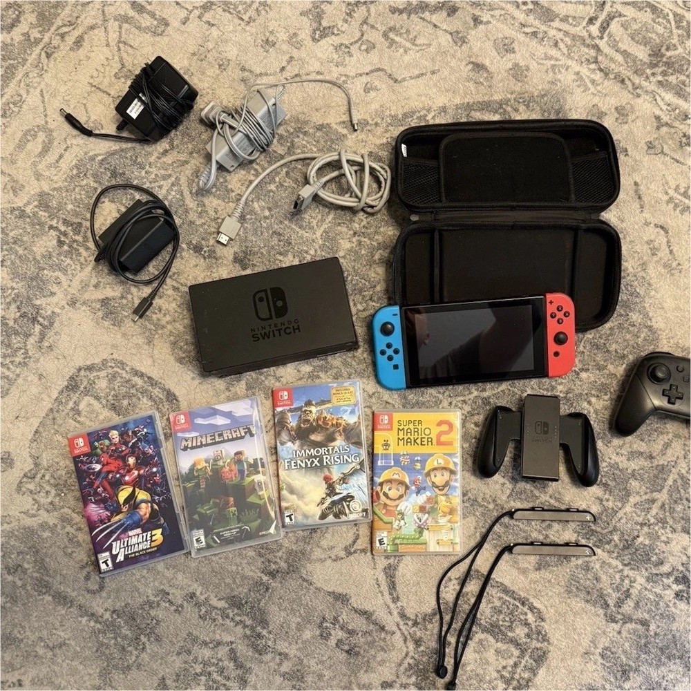 Nintendo Switch HAC-001(-01) Bundle w/ Super Mario Maker 2, Minecraft, Dock, Pr…