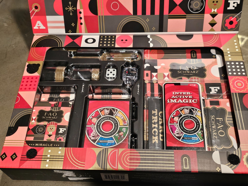 FAO Schwarz Interactive Illusions i-Magic Kit 23 Piece Open Box New