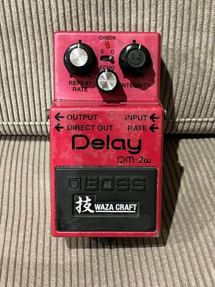BOSS DM-2W DELAY EFFECTOR 843761