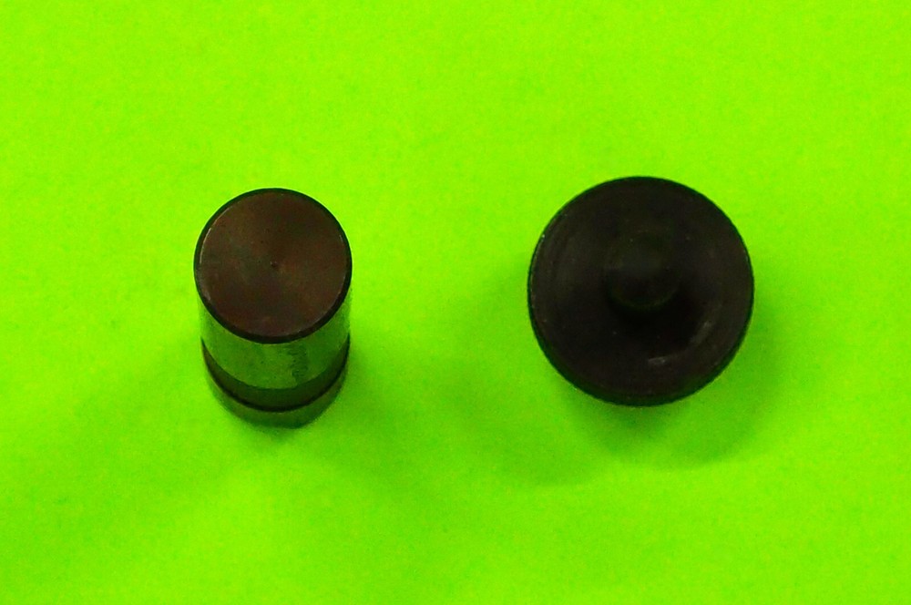 LEE Cutter & Round-(NOT HEX) Lock Stud-(90110)-NOS