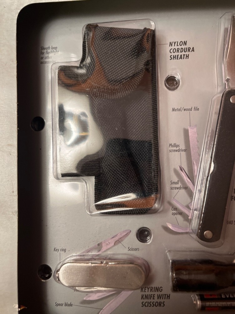 Target MULT TOOL w/FLASHLIGHT & CARRYING CASE - NEW