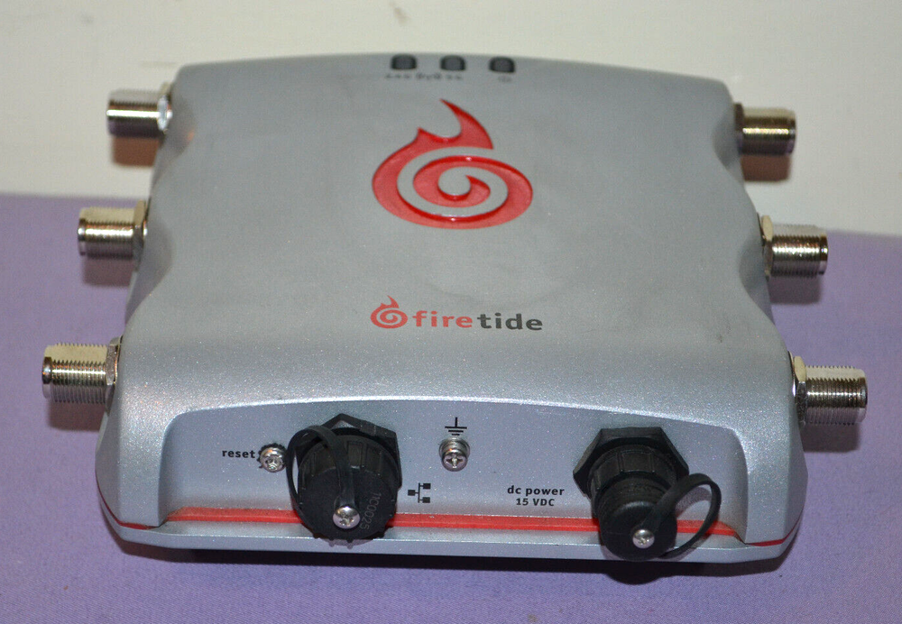 Firetide 5200 HotPoint Wireless Access Point With Bracket -- Excellent
