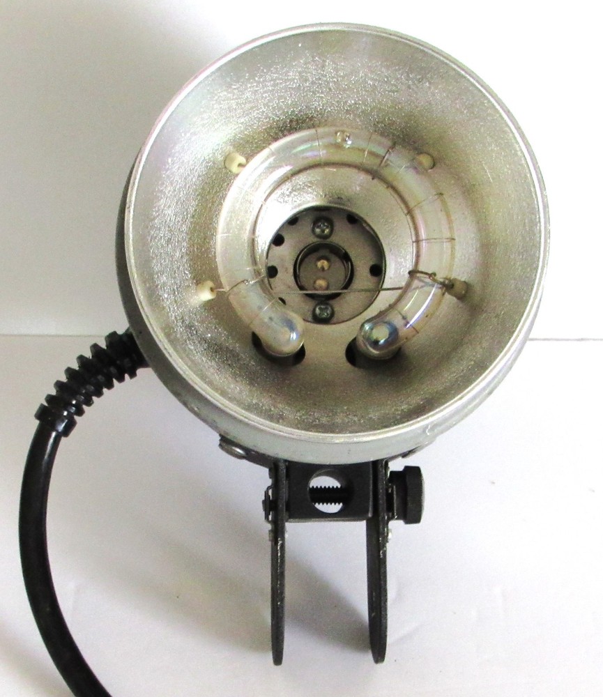 Dynalite 2040 - Flash Head with FT no mount, no modeling light