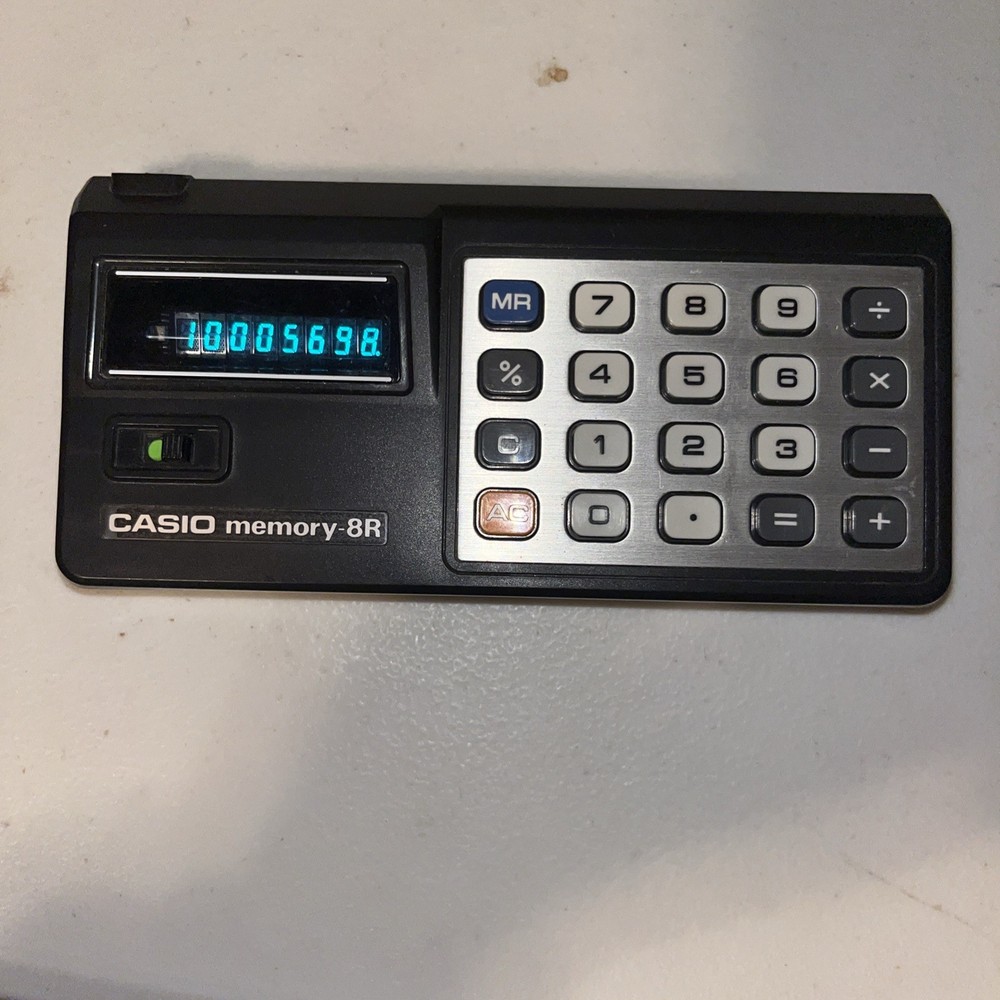 Casio Memory 8R Vintage Electronic Calculator Working Well