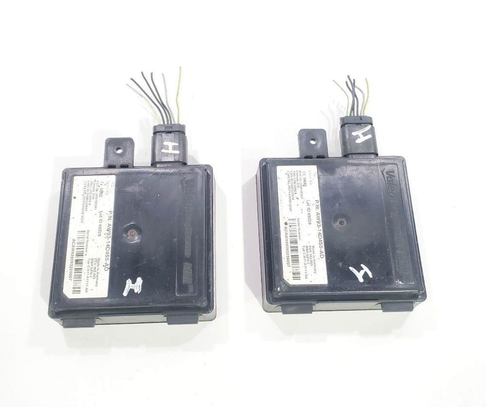 Used Blind Spot Detection System Warning Control Module fits: 2011 Jaguar Xj Dri