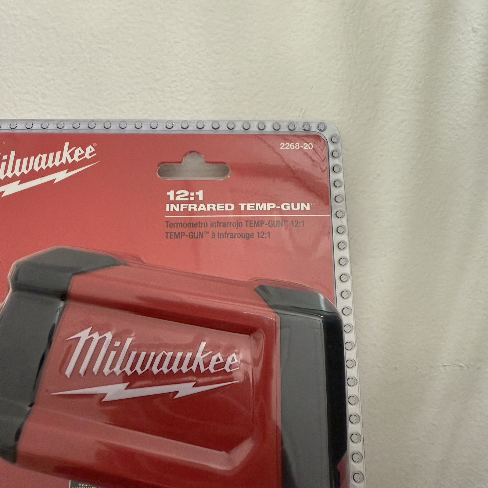 Milwaukee 2268-20 12:1 INFRARED TEMP GUN With 9V Battery New With Tags NWT