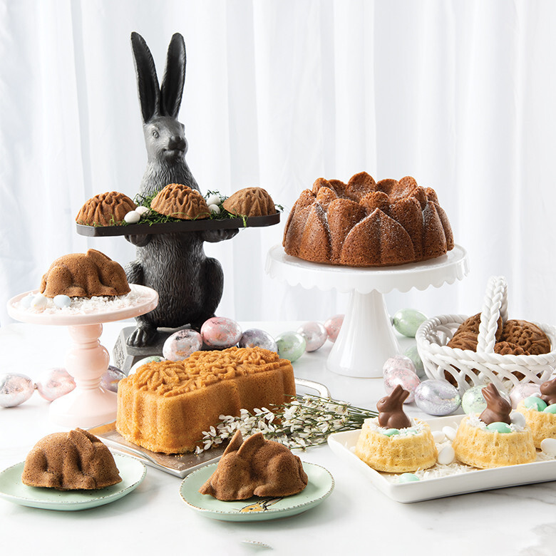 Nordic Ware Magnolia Bundt® Pan