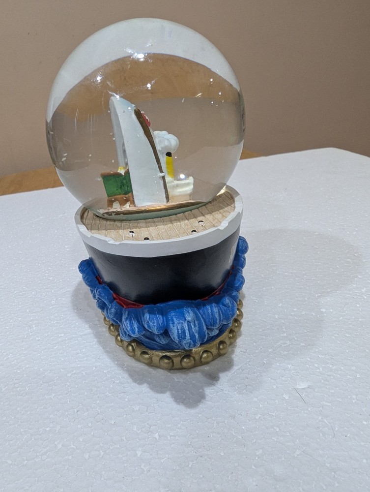 Titanic Snow Globe
