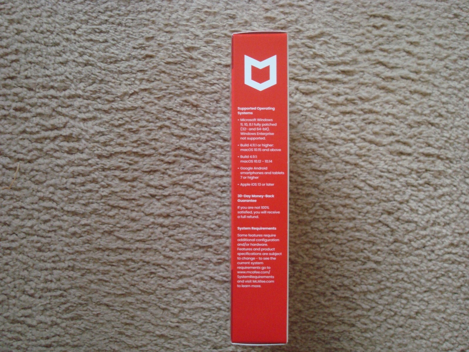 McAfee LiveSafe 2024 Unlimited Devices, Antivirus Internet, 1 Year, Sealed Box!