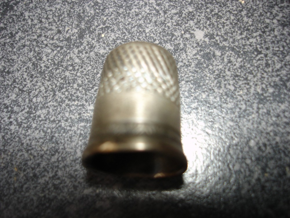 Vintage sterling silver thimble size 11