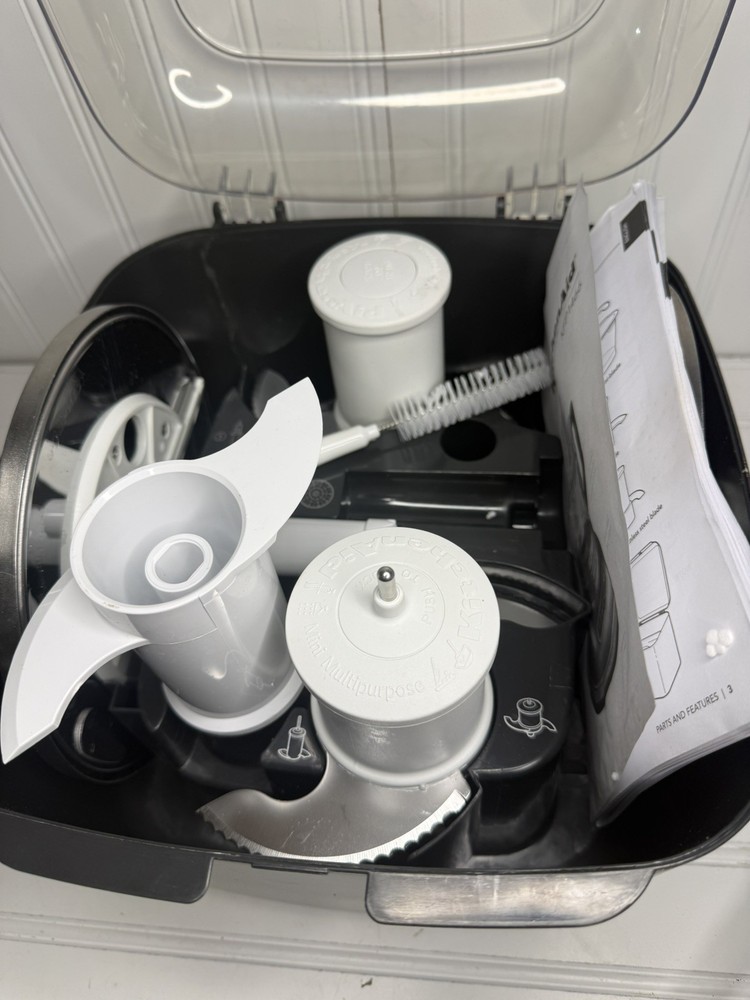 KitchenAid Food Processor Blades Chopping Kit Plastic Container Used KFP 1466
