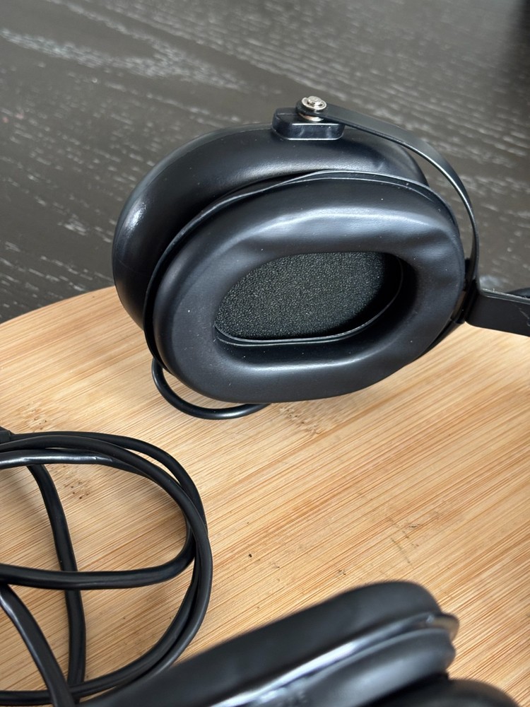 Flightcom Headset with Sonetics A-7A Microphone w Case