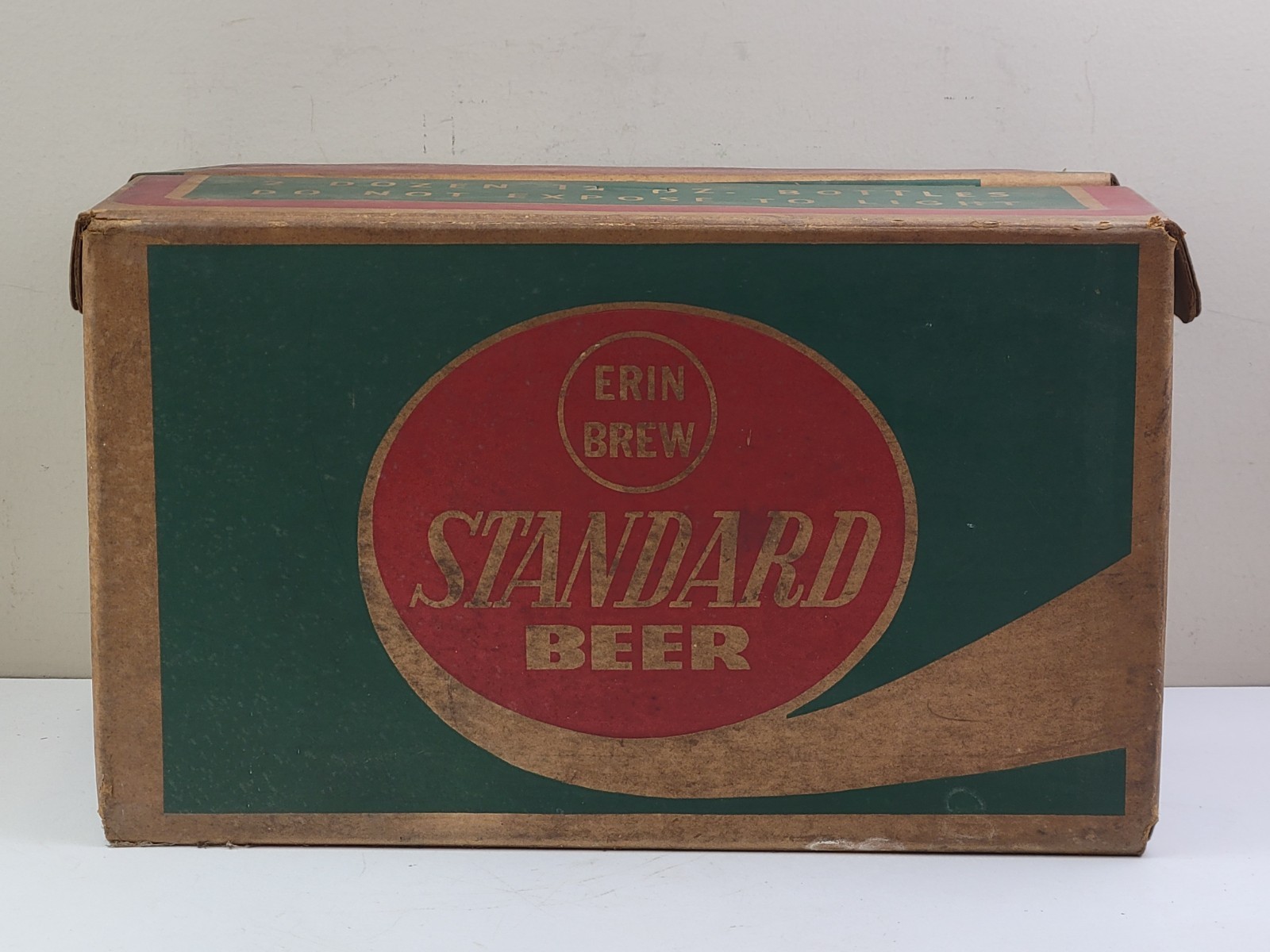 Standard Brewing Cleveland, OH Erin Brew Cardboard Beer Carrier Box w/ Bottles