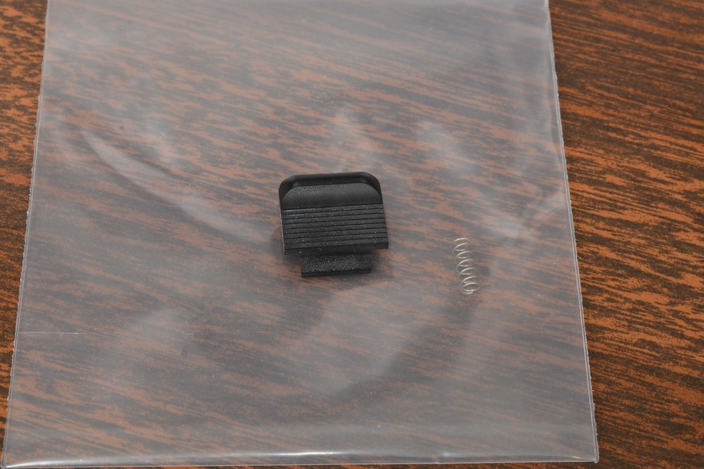 REMOTE HEAD PLASTIC LATCH/CATCH SLIDER BUTTON: ICOM IC-706MkIIG TRANSCEIVER