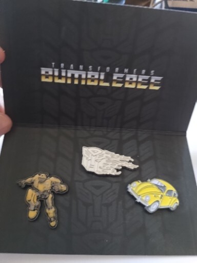 Bumblebee Transformers Boombox 3 Pin set  New