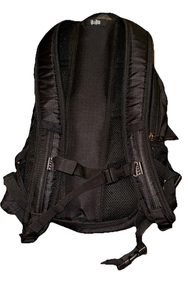 Quest Hydration 2L Daypack Backpack Hiking No Bladder Black Multiple Pockets