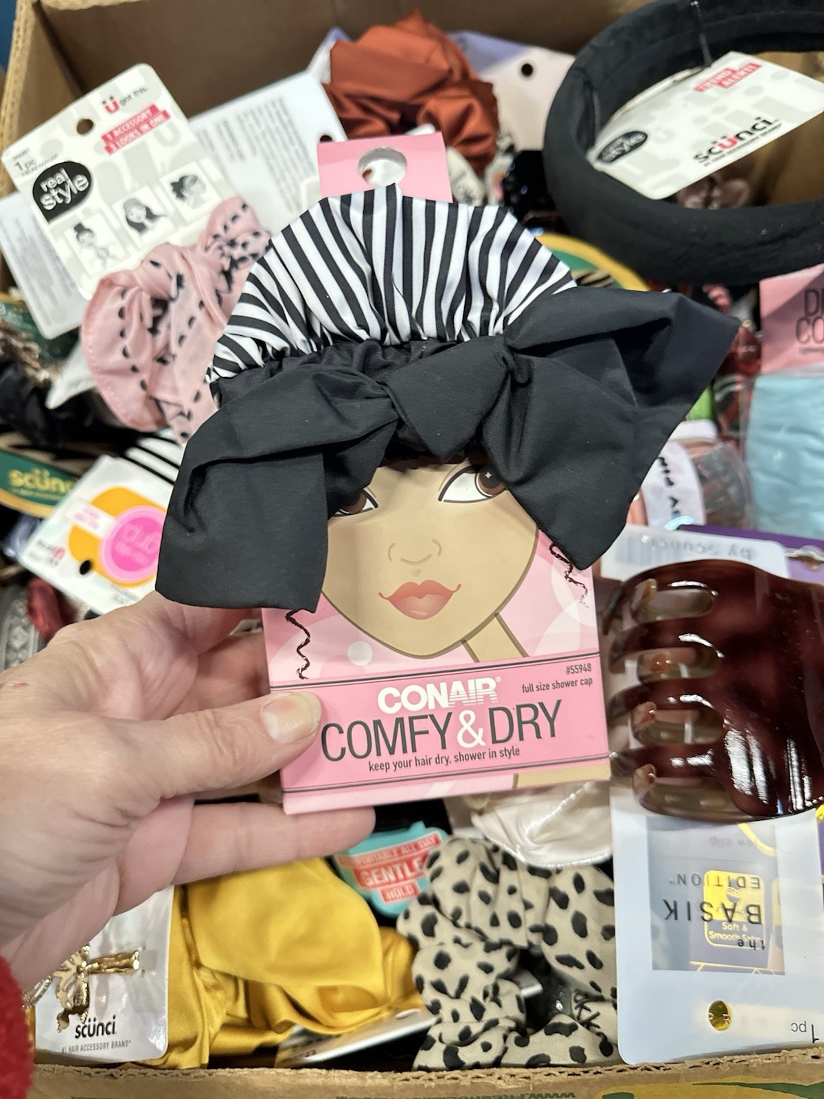 50 Pcs Wholesale Scunci , Goody Assorted Hair Accessories Scrunchies Etc Read