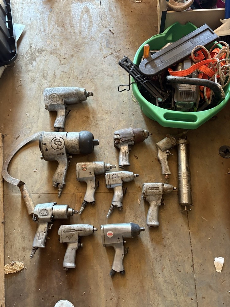 Chicago Pneumatic MAC Tools Snap-on Pneumatic Impact Wrenches Lot