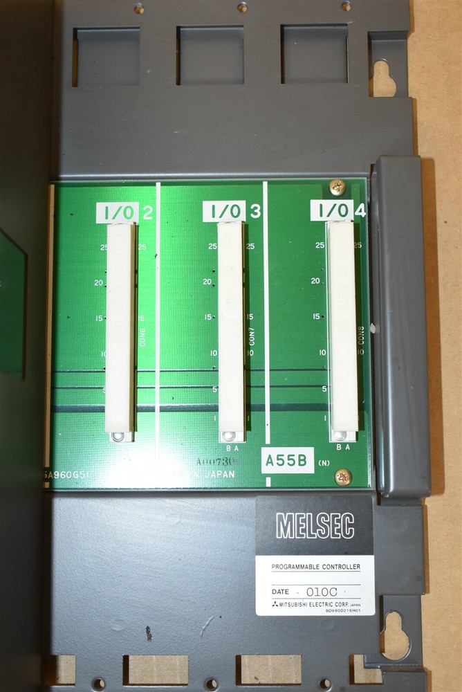 Mitsubishi Electric MELSEC Programmable Controller NA40 w/ Backpane Unit