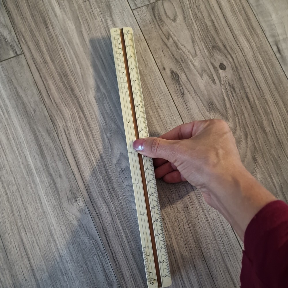 Engine Divided Vintage Ruller