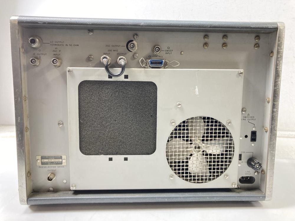 Hewlett Packard Spectrum Analyzer RF Unit 8551B with 851B Display Unit
