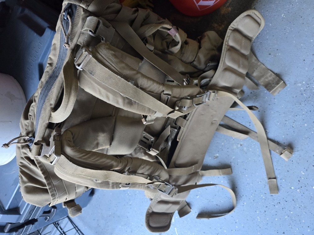 USMC Main Pack Coyote Brown, Large Rucksack