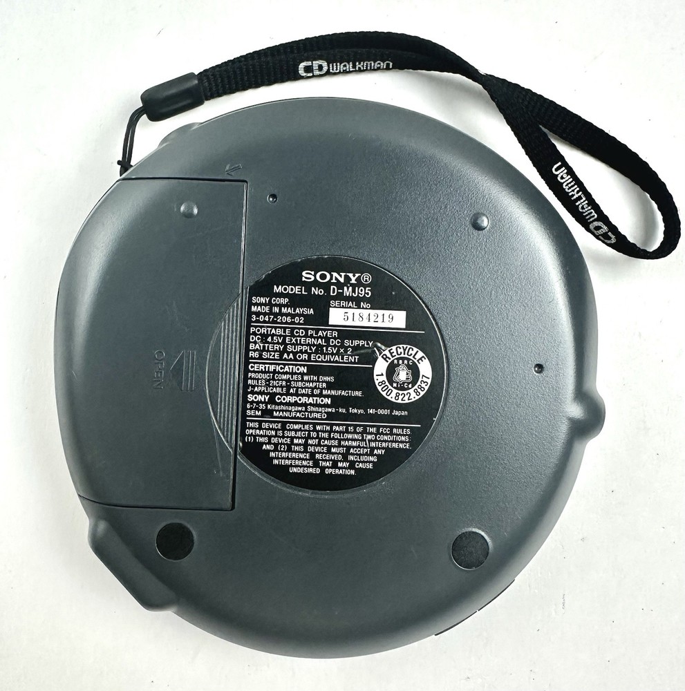 Sony CD Walkman D-MJ95 Portable CD Player, W Bundle, ( Tested ) Read Decription