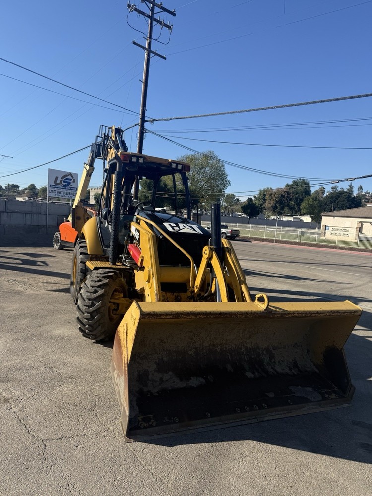 2017 CAT 450F Backhoe