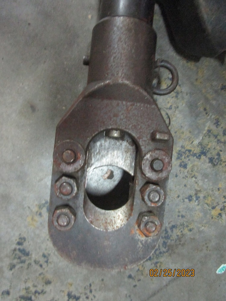 Huskie Tools Cable Cutting Tool