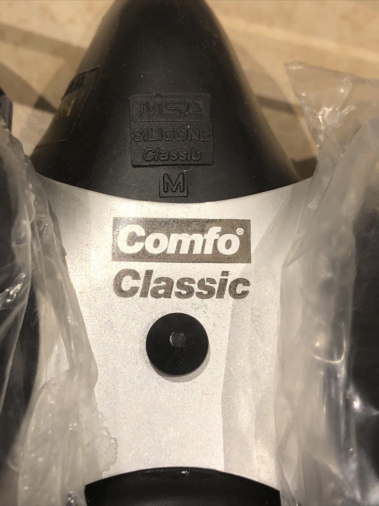 MSA Silicone Comfo Classic Respirator, Size Medium Half Mask 983358