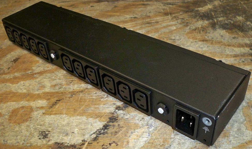 Dell 1T890 AP6020 Power Distribution Unit PDU SEE NOTES