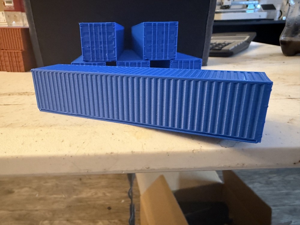 6 Ho Scale 40 Ft Shipping Container