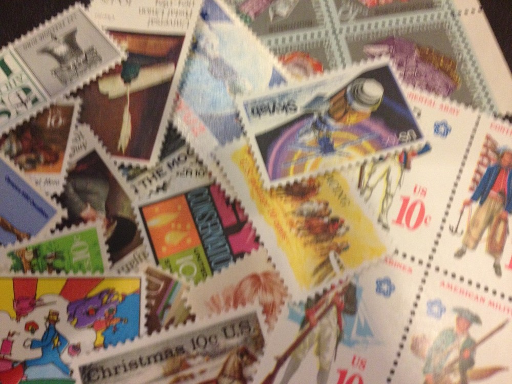 100 MNH OLD 10 cent stamps